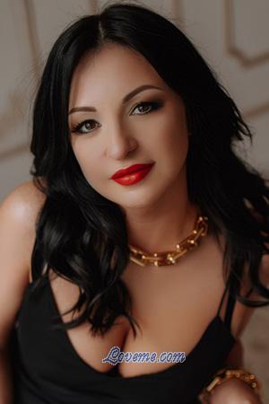 202600 - Alla Alter: 44 - Ukraine