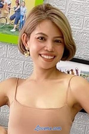 202991 - Patcharisa Alter: 44 - Thailand