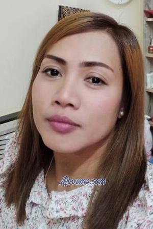 203402 - Nilawan Alter: 42 - Thailand