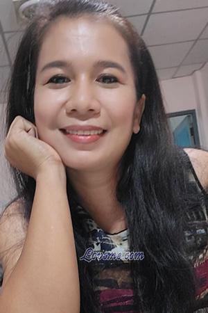 203403 - Thararat Alter: 46 - Thailand