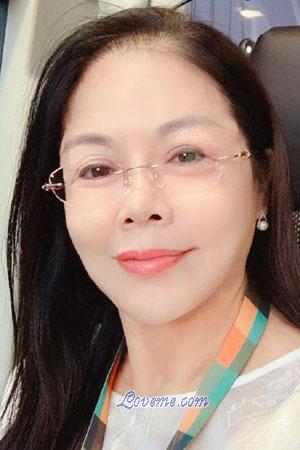 204425 - Lizzie Alter: 57 - China