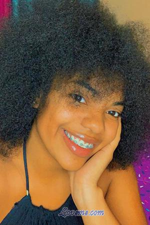 204929 - Vanessa Alter: 25 - Costa Rica