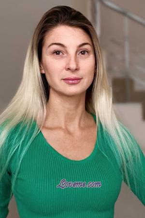 205168 - Maryna Alter: 47 - Ukraine