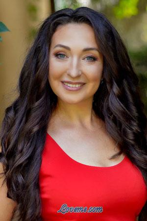 205218 - Yuliya Alter: 48 - Ukraine