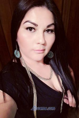 205384 - Indira Alter: 44 - Costa Rica