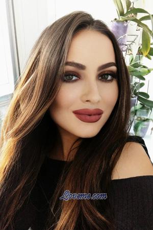 205518 - Valentina Alter: 30 - Ukraine