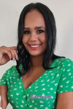 206105 - Ebelin Alter: 22 - Kolumbien