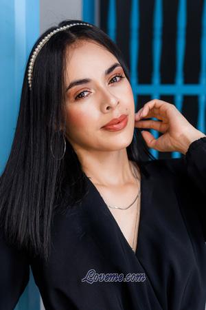 206683 - Yesenia Alter: 29 - Kolumbien