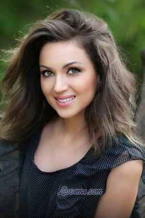 207108 - Lilia Alter: 33 - Ukraine