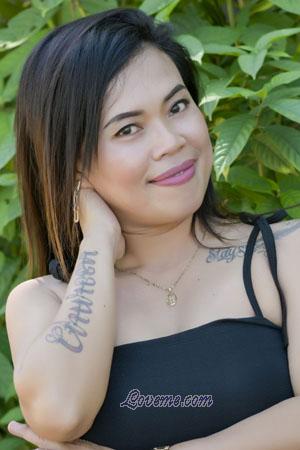 Ladies of Philippinen