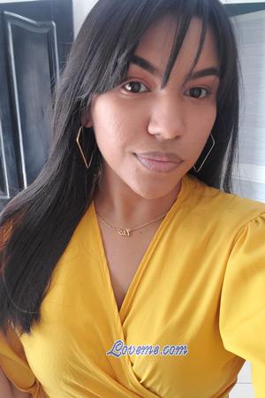 207625 - Yuranis Alter: 27 - Kolumbien