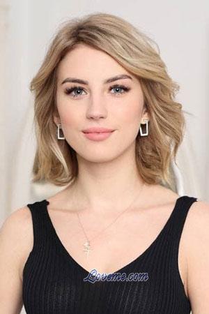 207914 - Anna Alter: 26 - Ukraine