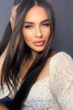 208212 - Olga Alter: 31 - Ukraine