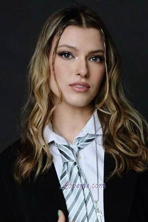 208353 - Vladlena Alter: 25 - Estland