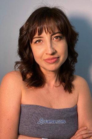 208940 - Elena Alter: 44 - Ukraine