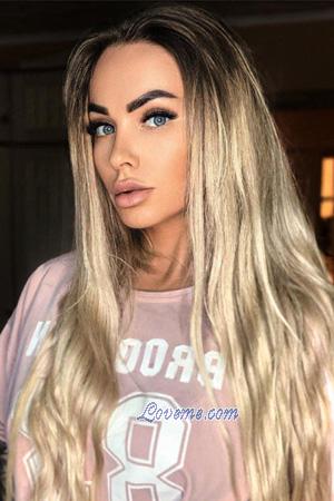 209797 - Anna Alter: 38 - Russland