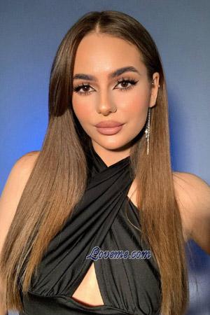 210488 - Katerina Alter: 22 - Ukraine