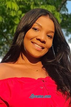 210530 - Geraldine Alter: 28 - Kolumbien