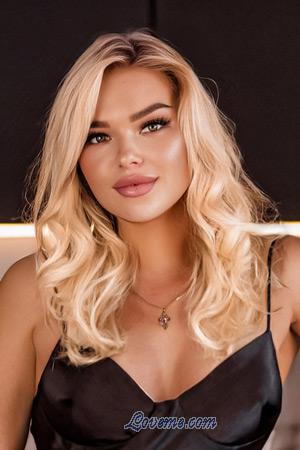 211003 - Anastasiia Alter: 30 - Ukraine