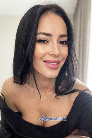 212619 - Yulia Alter: 44 - Ukraine