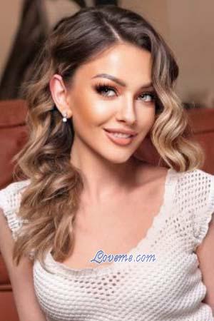 212837 - Julia Alter: 38 - Ukraine