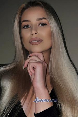 214816 - Viktoria Alter: 24 - Ukraine