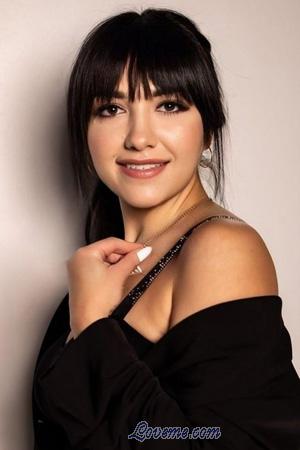 214866 - Alina Alter: 36 - Ukraine