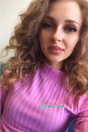 214981 - Yulia Alter: 31 - Ukraine