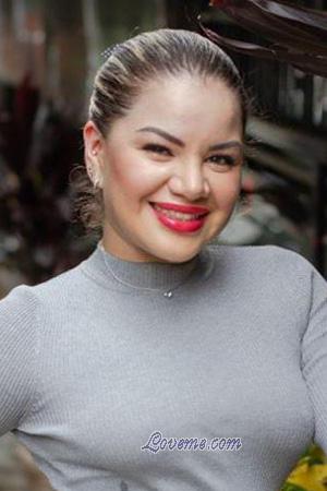 215122 - Lida Alter: 38 - Kolumbien