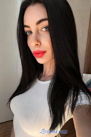 215535 - Kateryna Alter: 24 - Ukraine