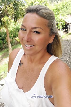 215753 - Marcela Alter: 58 - Costa Rica