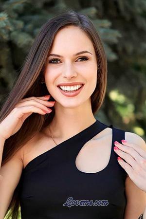 216096 - Anna Alter: 31 - Ukraine