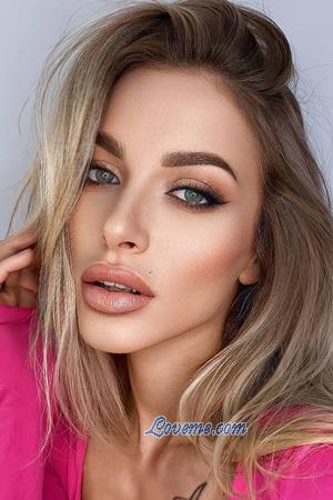 216496 - Tatiana Alter: 36 - Ukraine