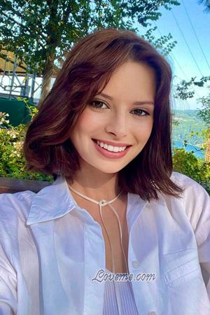 216497 - Oksana Alter: 25 - Ukraine