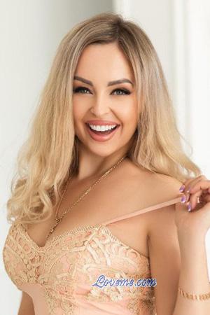 216855 - Elena Alter: 46 - Ukraine