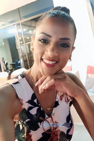 217113 - Amelia Alter: 55 - Ecuador