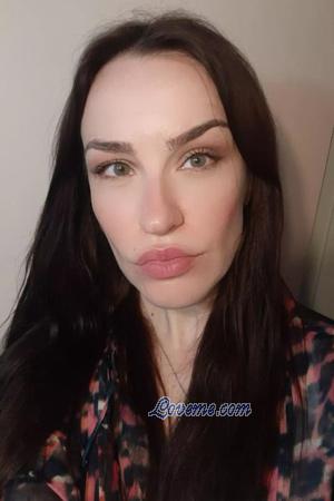 218623 - Yuliia Alter: 33 - Ukraine