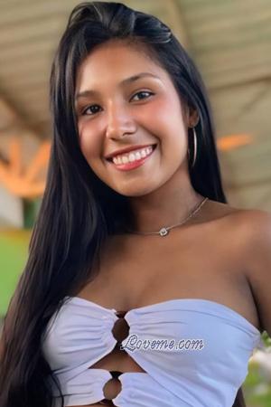 218647 - Arleth Alter: 21 - Kolumbien