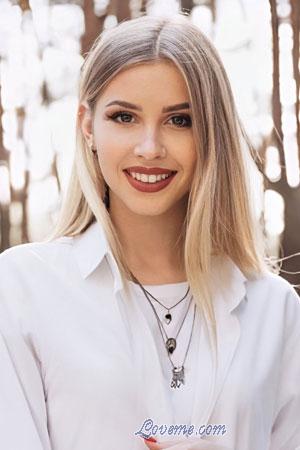 219085 - Anastasia Alter: 28 - Ukraine