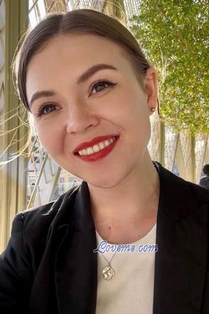 219116 - Hanna Alter: 30 - Ukraine