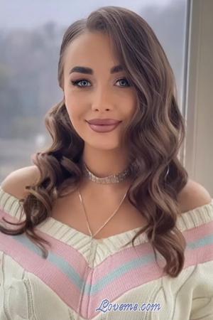 219625 - Emilia Alter: 25 - Ukraine