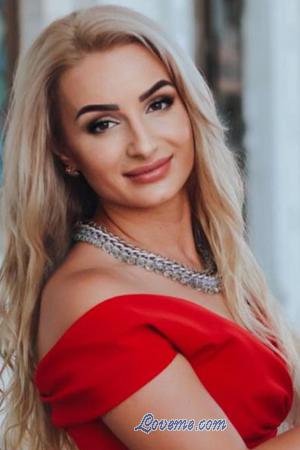 219822 - Yarina Alter: 42 - Ukraine