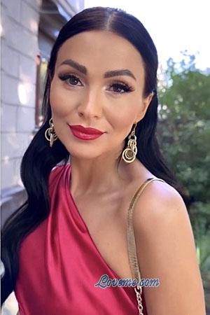 219896 - Yuliia Alter: 41 - Ukraine