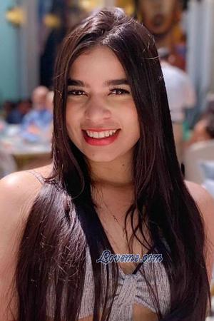 219930 - Valentina Alter: 28 - Kolumbien