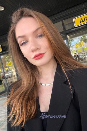 220002 - Evgenia Alter: 21 - Ukraine