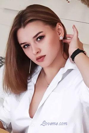 220019 - Anastasia Alter: 27 - Ukraine