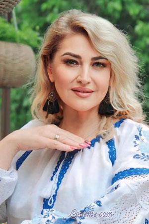 220195 - Olga Alter: 64 - Ukraine