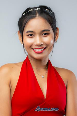 220240 - Supaphorn Alter: 25 - Thailand