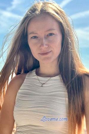 220291 - Anastasiia Alter: 27 - Ukraine