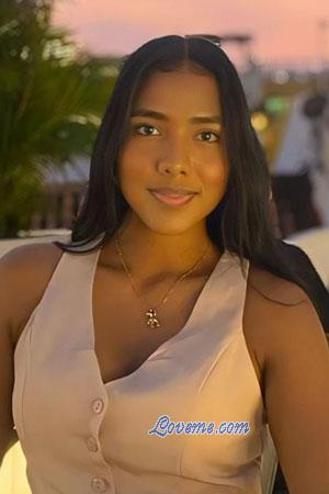 220404 - Michella Alter: 24 - Kolumbien